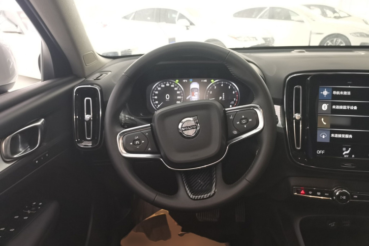 沃尔沃XC40 2021款 T3 智行时尚版中控内饰13