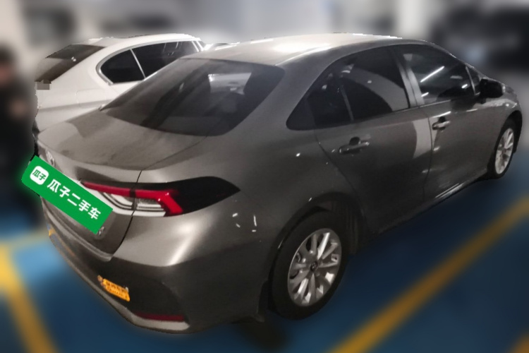 丰田 卡罗拉 2023款 1.8L 智能电混双擎 精英版车身外观7