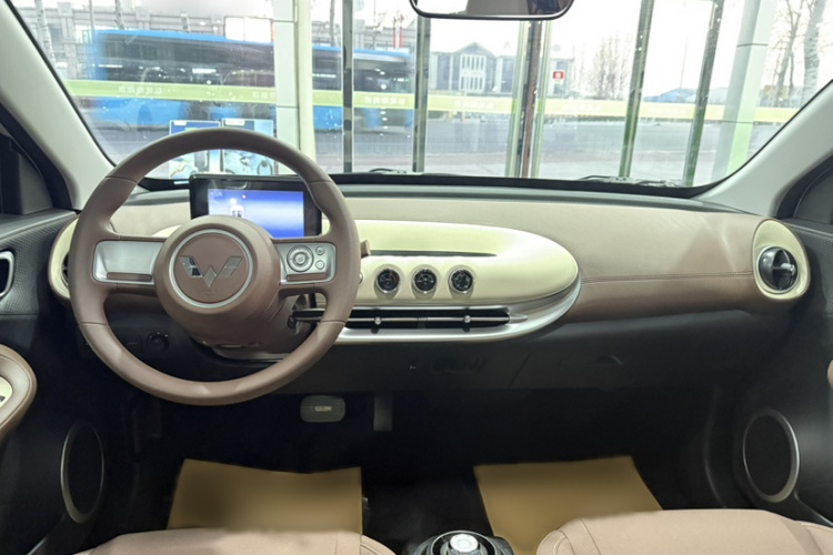 五菱汽车 五菱缤果 2024款 203km 轻享款中控内饰7001