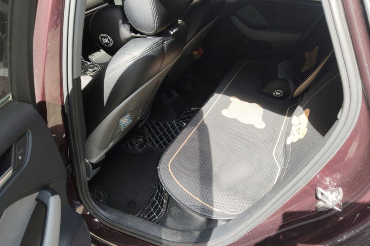 奥迪A3 2018款 30周年年型 Limousine 35 TFSI 进取型中控内饰21