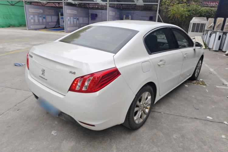 标致508 2013款 2.0L 两周年纪念 自动智享版车身外观7