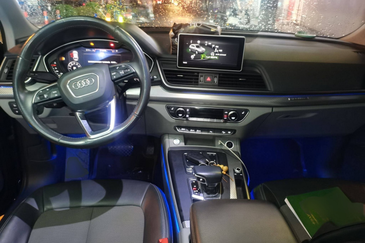 奥迪Q5L 2018款 45 TFSI 尊享时尚型 国V中控内饰7002