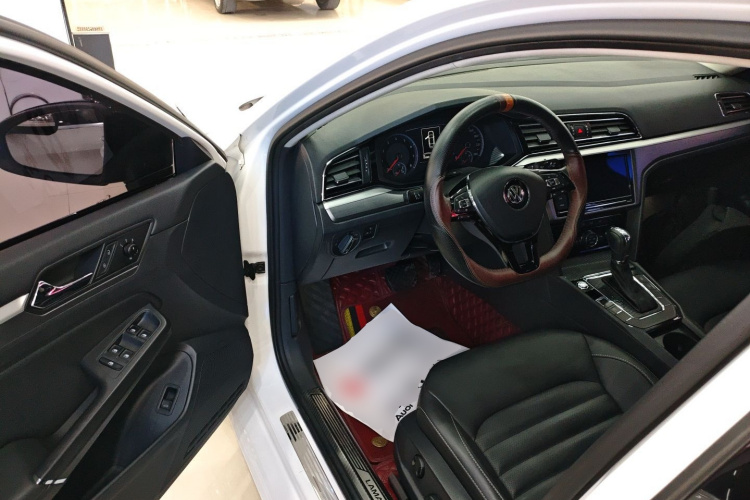 大众 凌渡 2019款 280TSI DSG舒适版 国VI中控内饰20