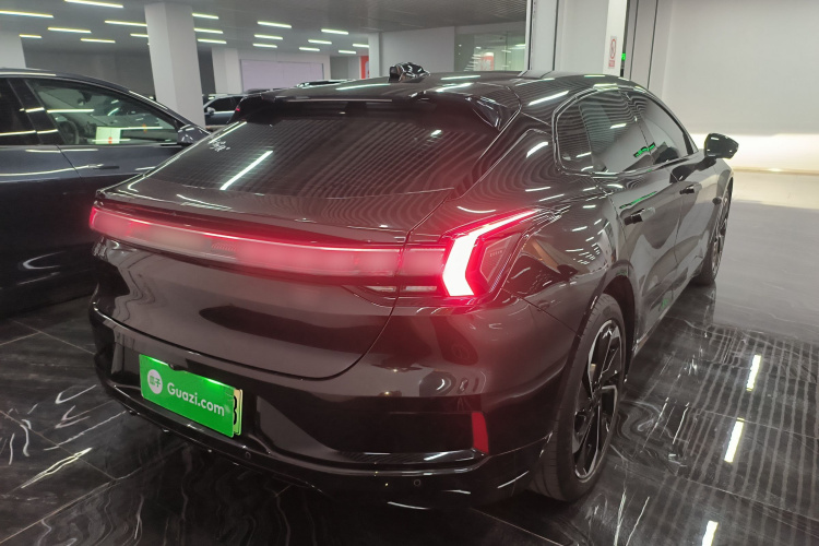 极氪001 2022款 长续航双电机 WE版车身外观6005