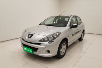 标致207 2011款 两厢 1.4L 手动驭乐版