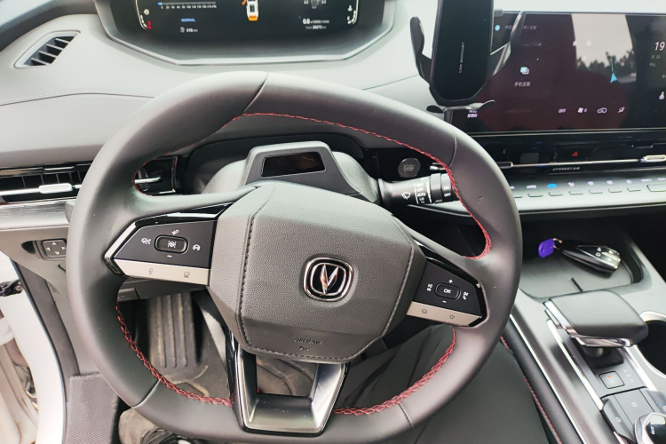 长安CS55PLUS 2022款 第二代 1.5T DCT领航型局部细节13