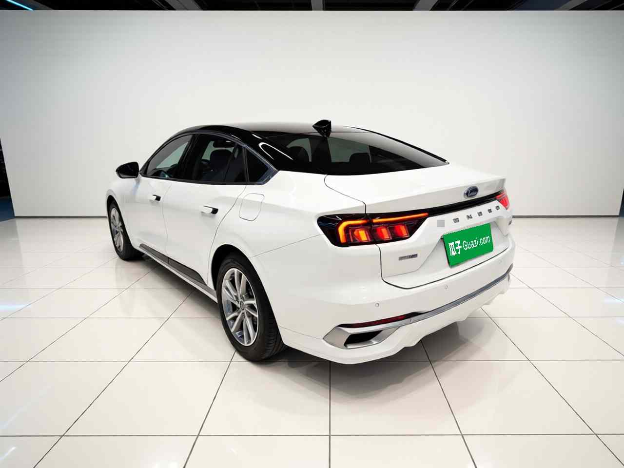 福特 蒙迪欧 2023款 EcoBoost 245 豪华型(3)