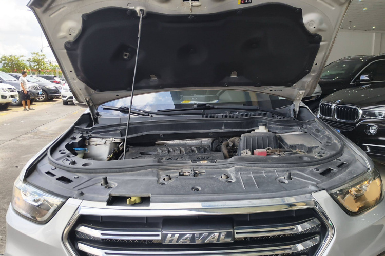 哈弗H6 2019款 运动版 1.5T 自动两驱精英型 国VI机舱底盘24