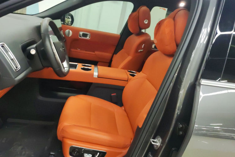 理想汽车 理想L8 2023款 Pro中控内饰19