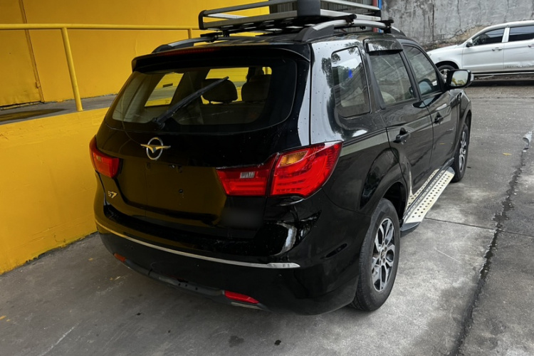 海马S7 2015款 改款 2.0L 自动纵驰型车身外观6005