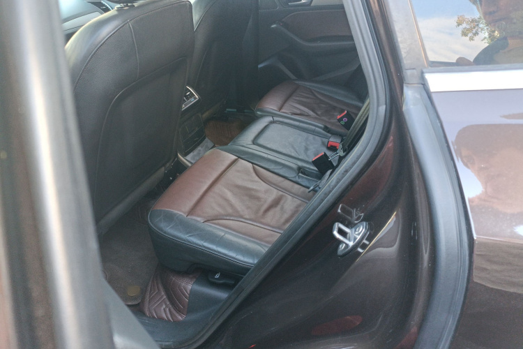 奥迪Q5 2017款 Plus 40 TFSI 进取型中控内饰21