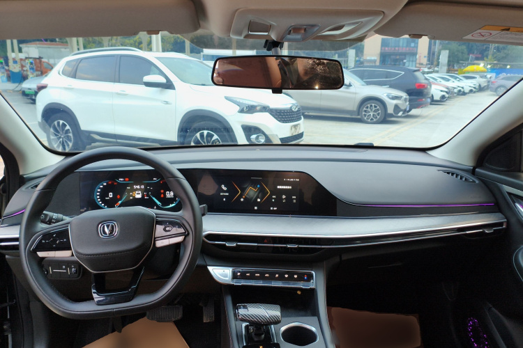 长安 逸动 2022款 PLUS 蓝鲸NE 1.4T GDI DCT尊贵版中控内饰7002