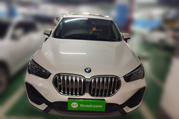 宝马X1 2022款 sDrive25Li 领先型车身外观6001