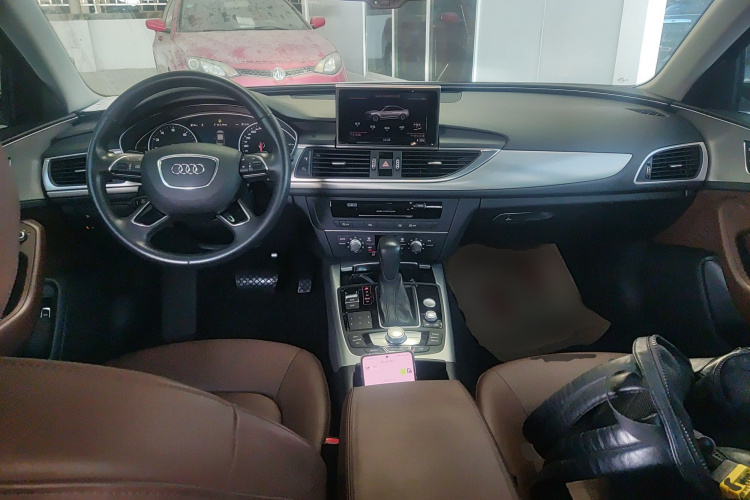 奥迪A6L 2018款 35 TFSI 典藏版中控内饰12