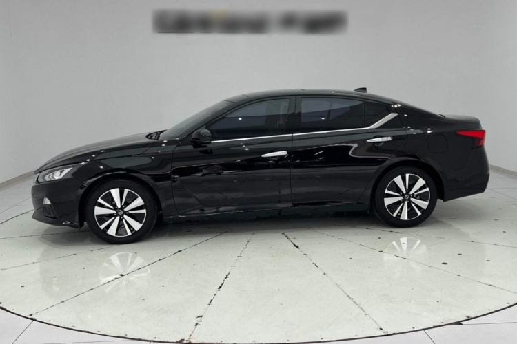 日产 天籁 2021款 2.0T XL Upper AD1 智享领航版车身外观4