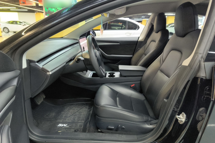 特斯拉 Model 3 2021款 标准续航后驱升级版局部细节19