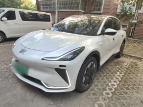 智己汽车 智己LS7 2023款 100kWh Lux后驱版
