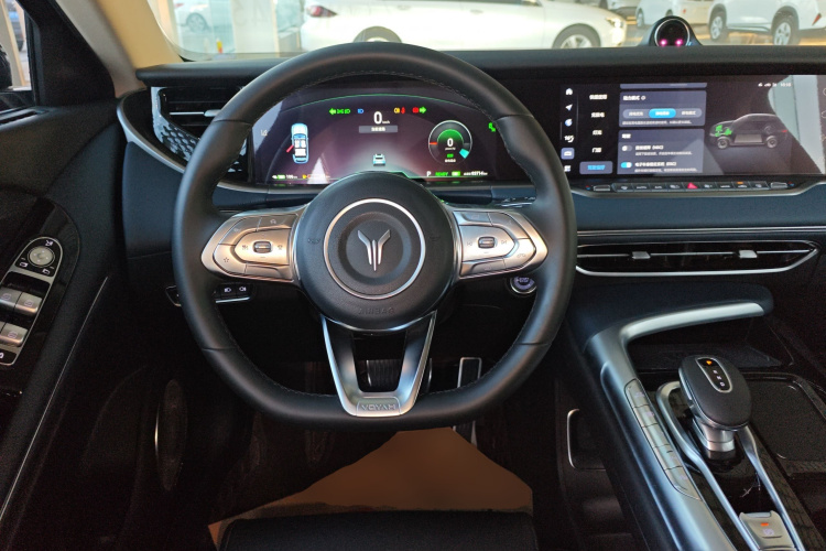 岚图汽车 岚图FREE 2021款 四驱标准增程版局部细节13