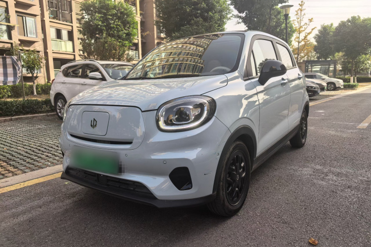 零跑汽车 零跑T03 2023款 403智享版车身外观1