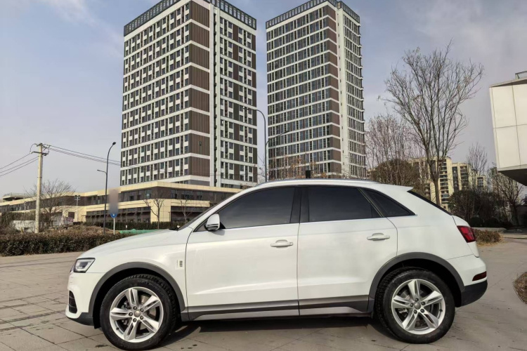 奥迪Q3 2018款 30周年年型 30 TFSI 风尚型车身外观6003