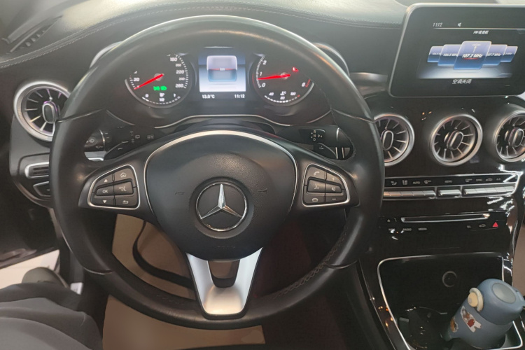 奔驰GLC 2016款 GLC 260 4MATIC 动感型中控内饰13