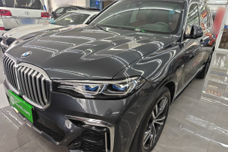 宝马X7 2022款 xDrive40i 尊享型M运动套装
