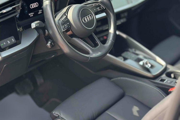 奥迪A3 2021款 A3L Limousine 35 TFSI 进取致雅型中控内饰7005