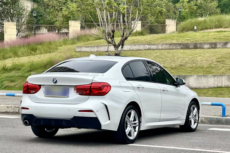 宝马1系 2019款 118i M运动套装车身外观6005