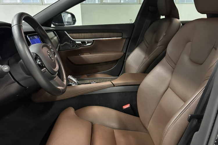 沃尔沃S90 2021款 B5 智远豪华版中控内饰7003