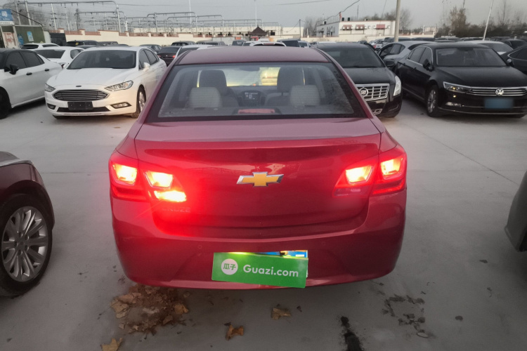 雪佛兰 科鲁兹 2015款 1.5L 经典 SE AT车身外观6