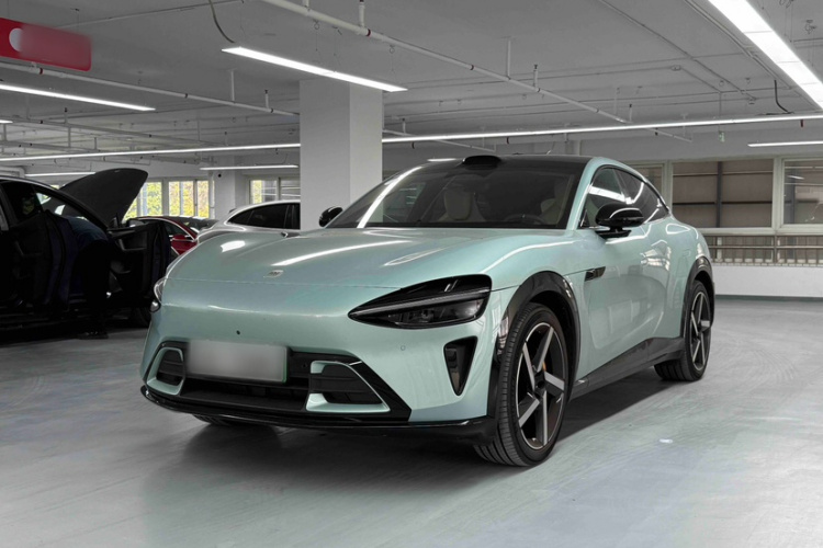 小米汽车 小米YU7 2025款 超长续航高性能四驱Max版车身外观6003