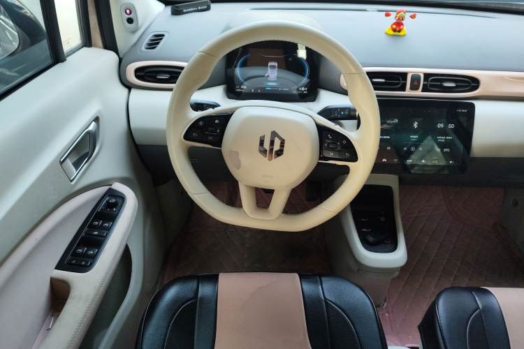 零跑汽车 零跑T03 2023款 403智享版中控内饰13