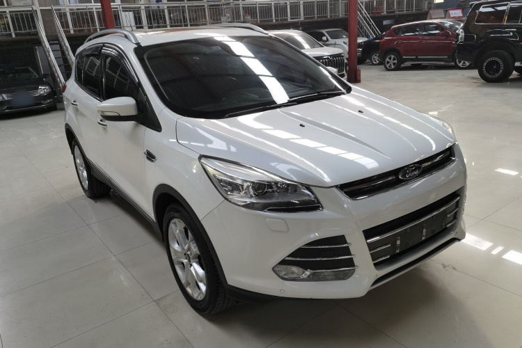 福特 翼虎 2015款 2.0L GTDi 四驱运动型车身外观3