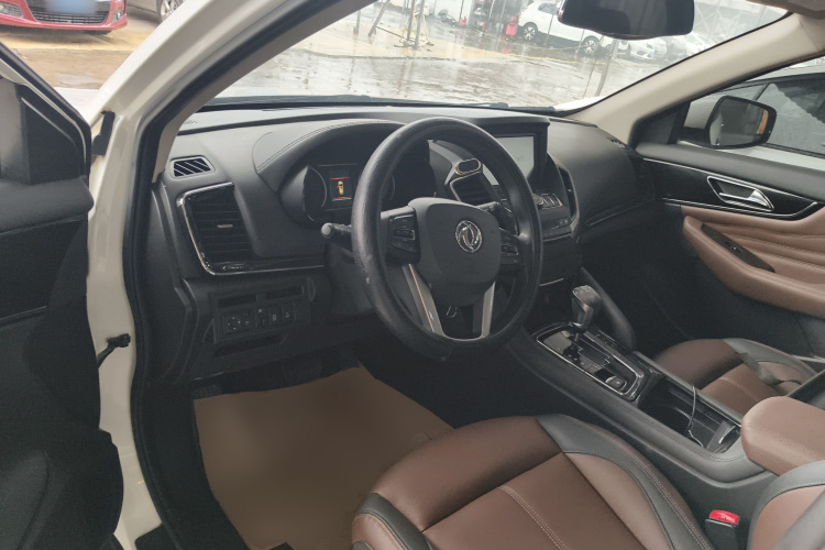 东风风神AX7 2018款 经典 1.6T 自动精英型中控内饰20