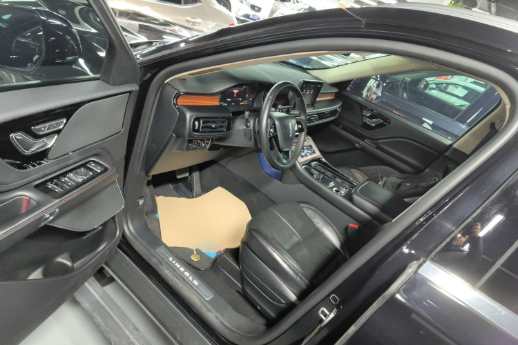 林肯 飞行家(进口) 2020款 3.0T V6全驱尊享版中控内饰20