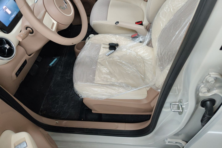 五菱汽车 宏光MINIEV 2025款 四门版 进阶款中控内饰19