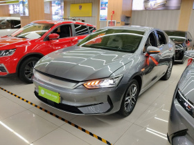 比亚迪 秦PLUS 2024款 荣耀版 EV 510KM领先型