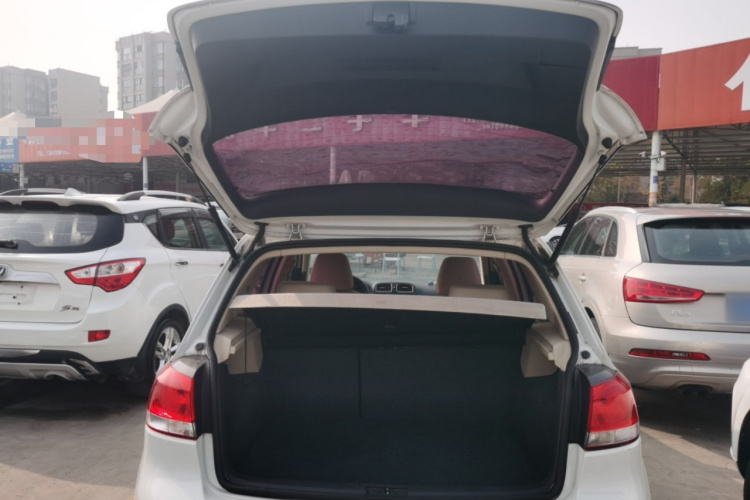 大众 高尔夫 2012款 1.6 自动舒适型机舱底盘23