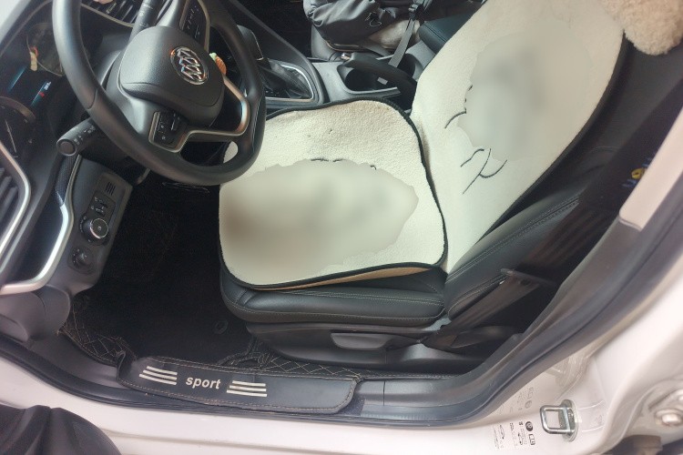 别克 英朗 2021款 改款 典范 1.5L 自动精英型中控内饰19