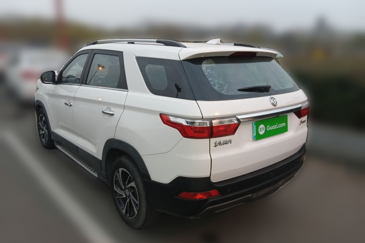 东风风光 风光S560 2018款 改款 1.8L CVT尊贵型 5座车身外观6003