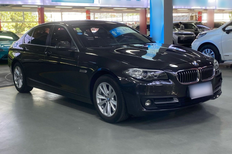 宝马5系 2017款 520Li 典雅型车身外观6004