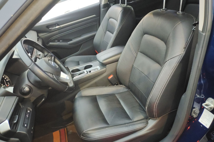 日产 天籁 2019款 2.0L XL Upper 智行版中控内饰19