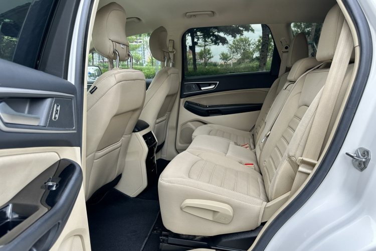 福特 锐界 2018款 EcoBoost 245 两驱精锐型 5座 国V中控内饰7004