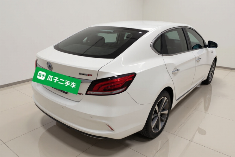 名爵 MG6 2019款 20T 自动运动版车身外观7
