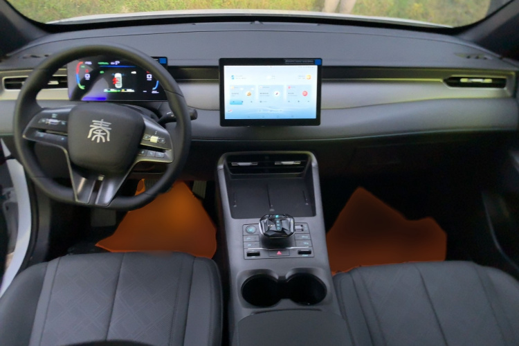 比亚迪 秦PLUS 2025款 DM-i 智驾版 55KM领先型中控内饰7002