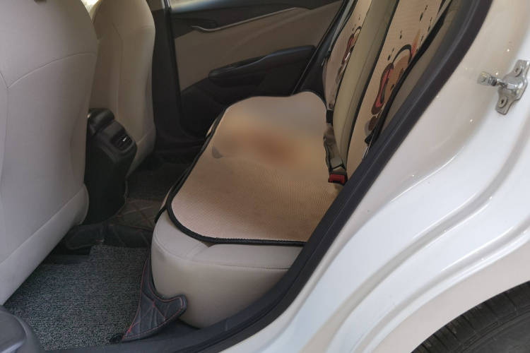 别克 英朗 2015款 15N 自动精英型中控内饰7004