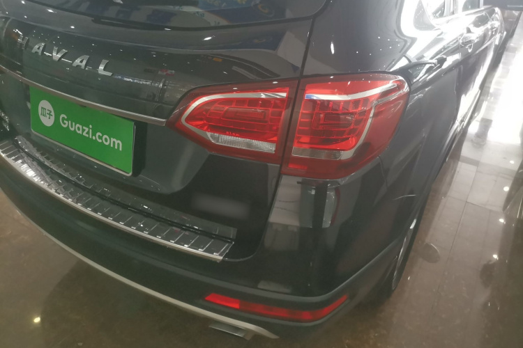 哈弗H6 2018款 红标 运动版 1.5T 自动两驱精英型车身外观9