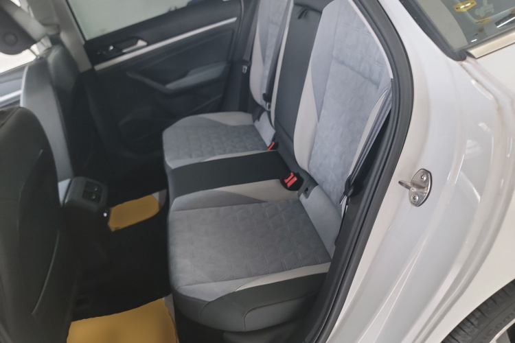 大众 朗逸 2023款 300TSI DSG满逸版中控内饰21