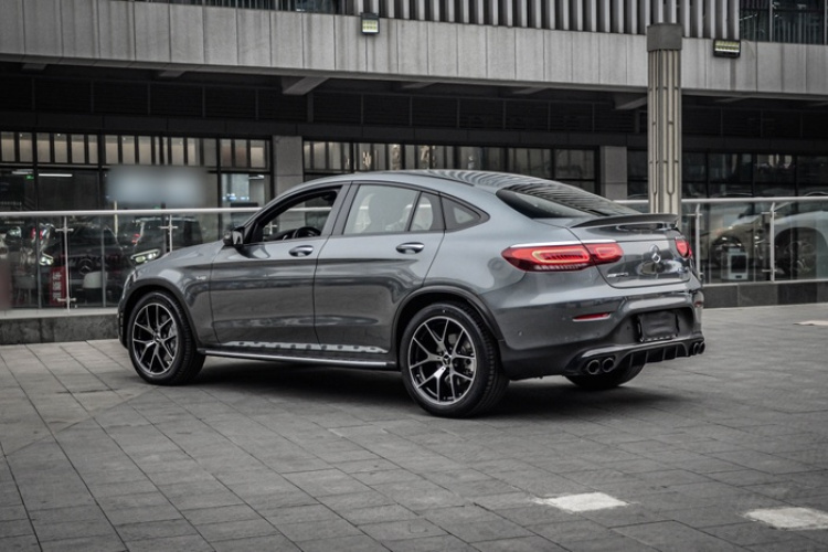 奔驰GLC轿跑 AMG 2022款 AMG GLC 43 4MATIC 轿跑SUV车身外观6009