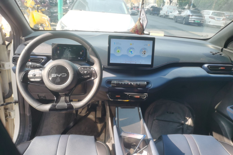 比亚迪 海鸥 2025款 305km 活力版中控内饰12